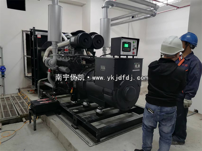 2023年11月17日，河池宜州項目550kw凱普柴油發(fā)電機組安裝調(diào)試
